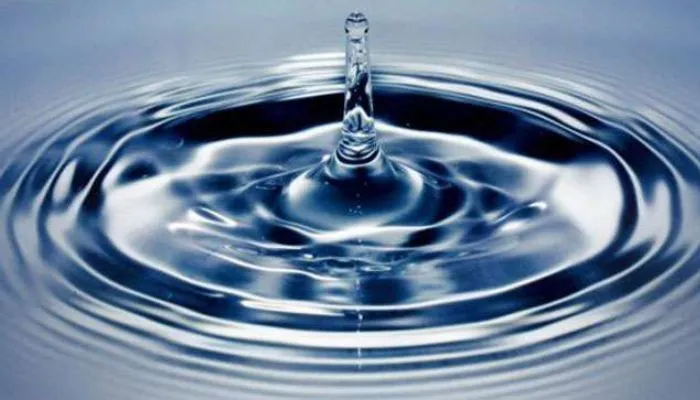 कानपुर में 40 मोहल्लों में पानी के लिए मचा त्राहिमाम: टैंकरों पर लोग टूट, इतने दिनों तक ऐसी ही बनी रहेगी स्थिति