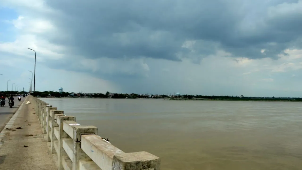 Kanpur Weather Today: कानपुर और बुंदेलखंड में 24 घंटे में झमाझम बारिश के आसार...तापमान में आएगी गिरावट