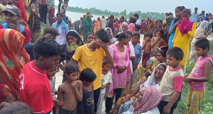 लखीमपुर खीरी: बाढ़ के पानी में डूबे युवक का दूसरे दिन बरामद हुआ शव, परिवार में मचा कोहराम