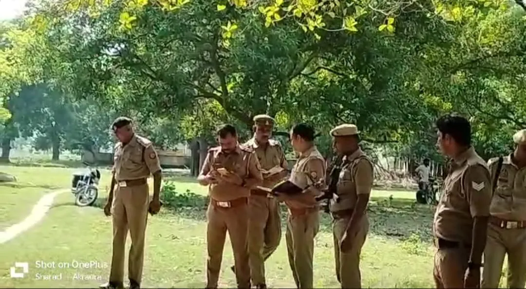 बहराइच: प्राथमिक विद्यालय के पास युवक की हत्या कर फेंका शव, जांच में जुटी पुलिस