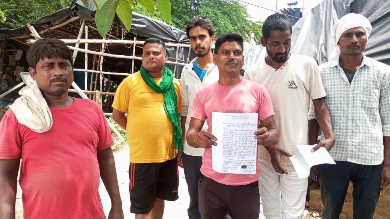 बाराबंकीः मेरे रुपए किसने लिए....बेरहम हुई शिक्षिका,  पैसे गुम होने पर छात्रों की कर दी पिटाई 