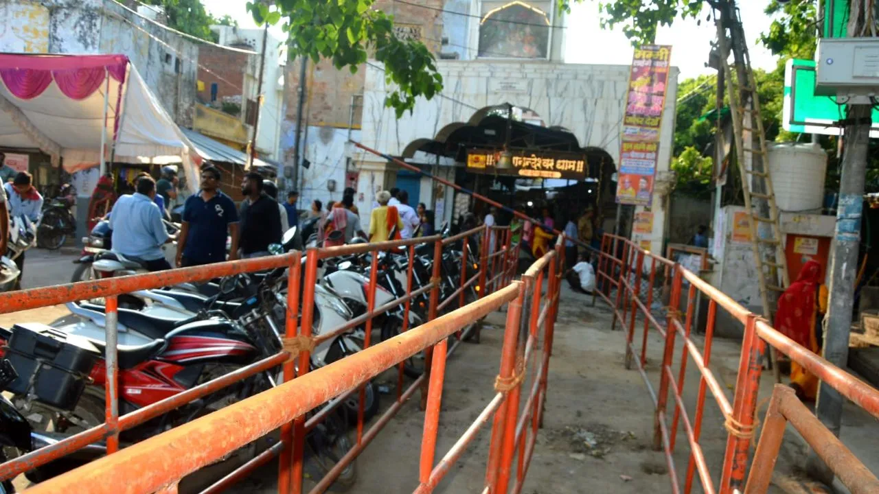 Sawan 2024: कानपुर में कल से शिव मंदिरों में उमड़ेगी भक्तों की भीड़...मंदिरों में तैयारियां पूरी, CCTV से होगी निगरानी