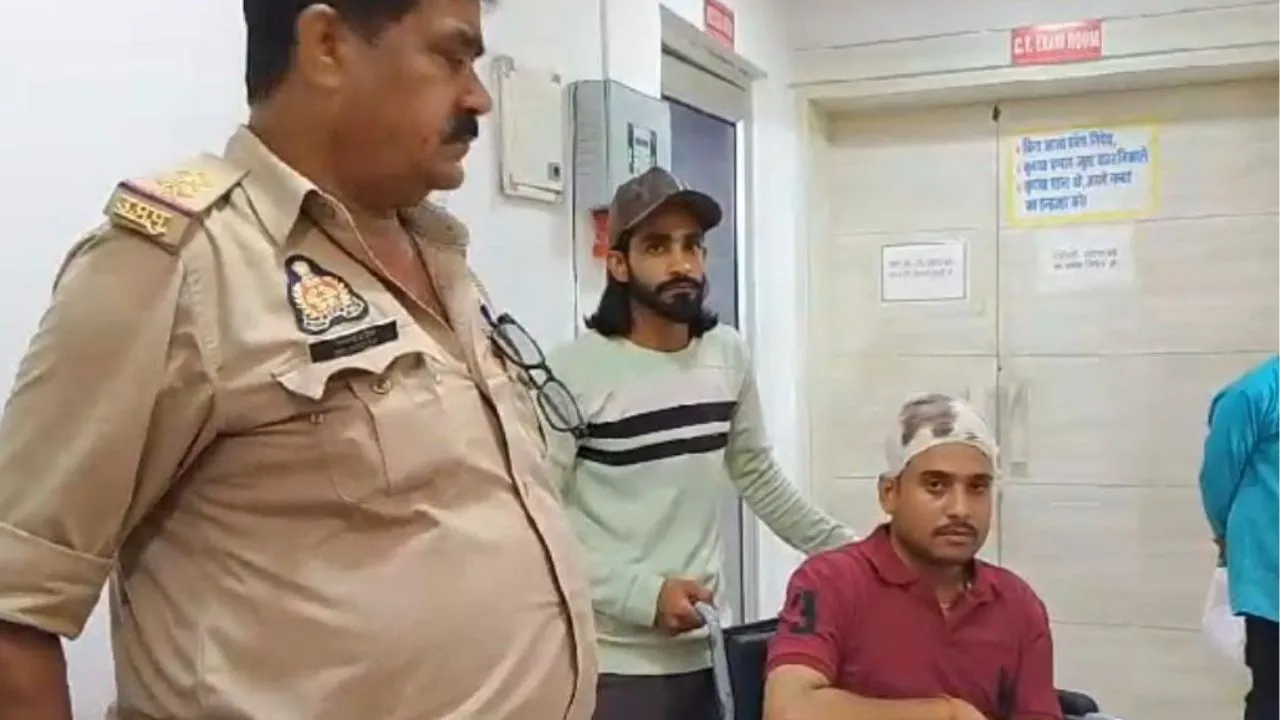 Unnao News: नशे की हालत में पिता-पुत्र ने सिपाही को छत से फेंका, हालत गंभीर...सूचना पर पहुंची थी पुलिस