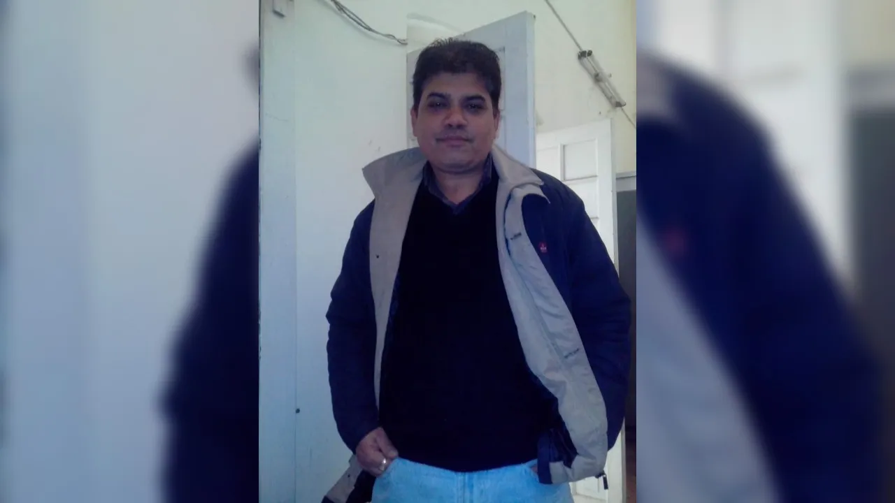 कानपुर में KESCO के अकाउंटेंट ट्रेन के आगे कूदे...मौत: पत्नी बोली- एमडी समेत अन्य अधिकारी कर रहे थे प्रताड़ित