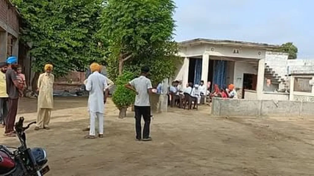 लखीमपुर-खीरी: चोरों ने गृहस्वामी को मारी गोली, घटना से क्षेत्र में दहशत का माहौल