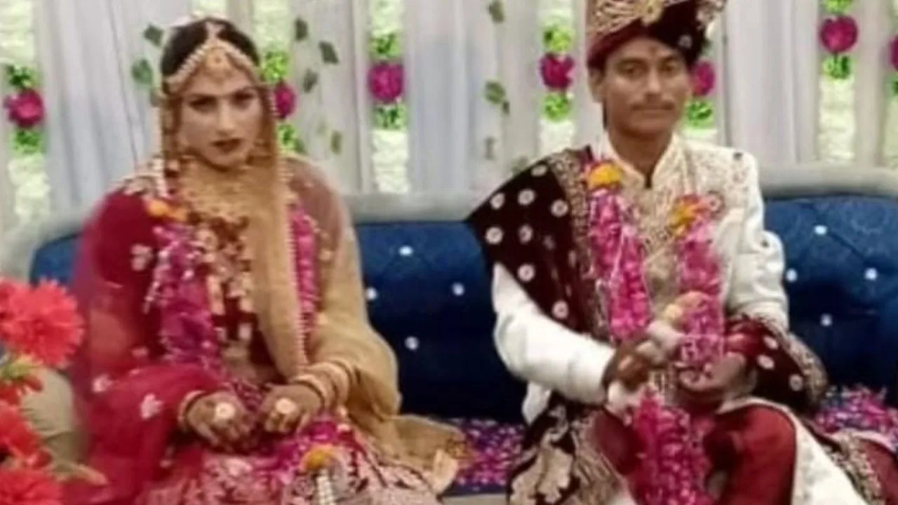 Etawah: घर में लोग मना रहे थे खुशियां, शादी के चंद घंटों बाद ही दुल्हन की उजड़ गई दुनिया, दूल्हे ने लगाई फांसी, पढ़ें पूरा मामला