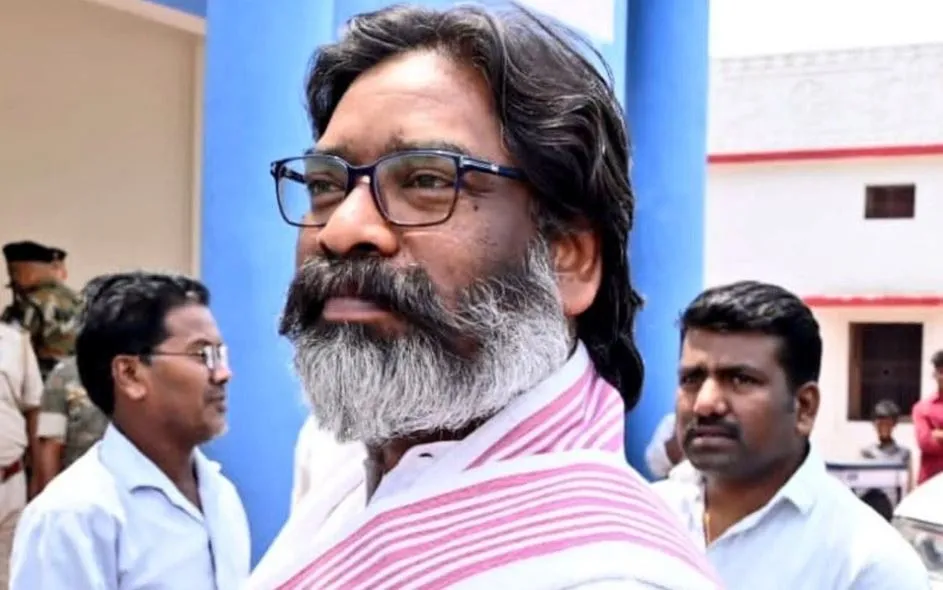 गठबंधन के विधायकों की सहमति के बाद झारखंड के सीएम के रूप में वापसी कर सकते हैं हेमंत सोरेन 