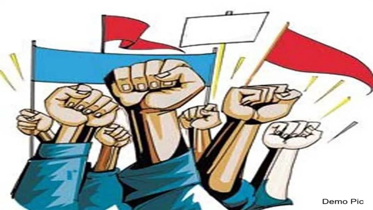 बांग्लादेश व कोलकाता मामले को लेकर निकाला  मौन जुलूस : एसडीएम के माध्यम से पीएम को भेजा ज्ञापन 
