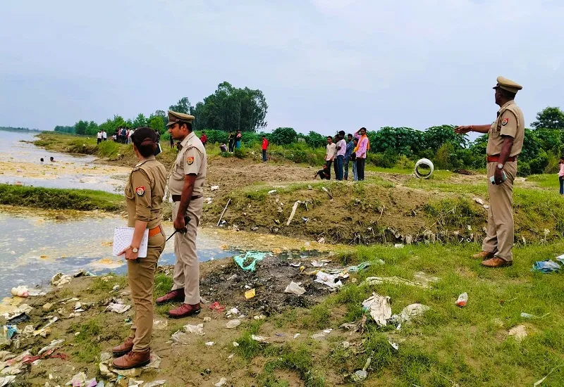 मुरादाबाद : 22 घंटे बाद मिला रामगंगा नदी में डूबे युवक का शव, घर का इकलौता चिराग था विवेक 