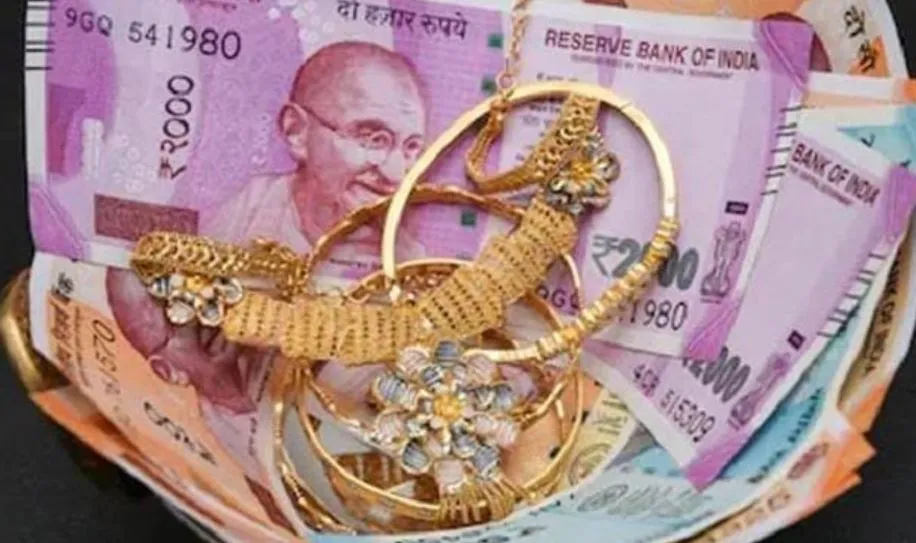 रुद्रपुर: ट्रांजिट कैंप में सुनार दो करोड़ की नकदी-जेवरात लेकर फरार