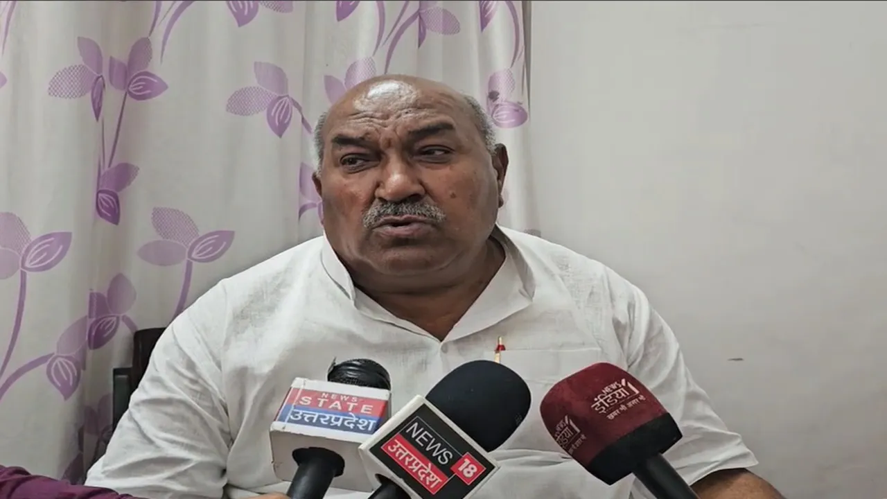 कटेहरी उपचुनाव को लेकर  MLC हरिओम पाण्डेय का ऐलान- अगर नहीं मिली भाजपा को जीत, तो दे दूंगा इस्तीफा 