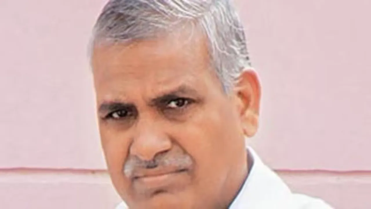 सपा सांसद बाबू सिंह कुशवाहा की करोड़ों की भूमि जब्त करने बुलडोजर के साथ पहुंची ईडी