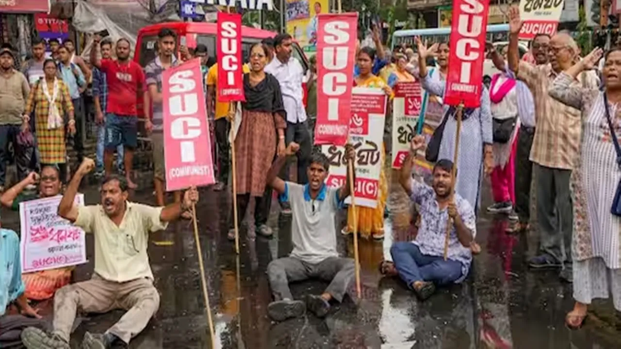 पश्चिम बंगाल में चिकित्सकों का विरोध-प्रदर्शन जारी, स्वास्थ्य सेवाएं प्रभावित 