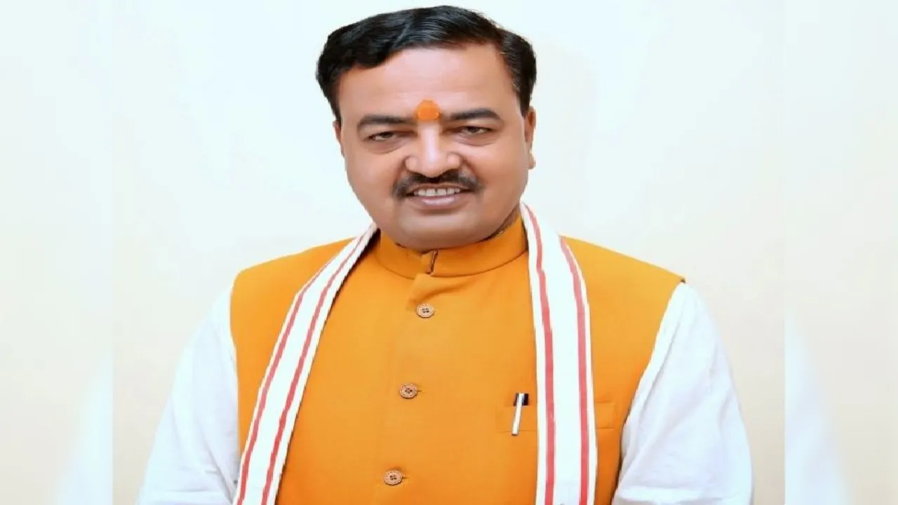 Kanpur पहुंचे डिप्टी सीएम केशव प्रसाद मौर्य; विधायक सुरेंद्र मैथानी व भाजपा समर्थकों ने किया स्वागत