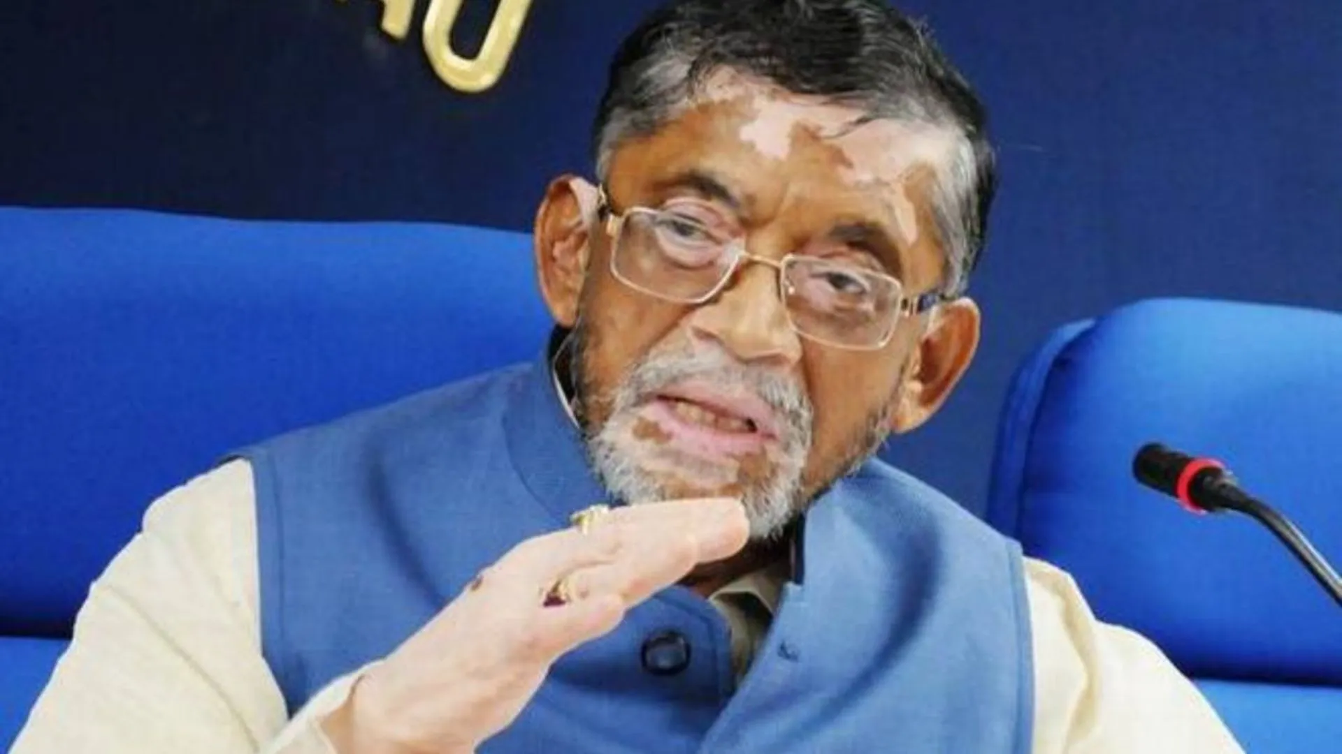 बरेली: झारखंड के राज्यपाल संतोष गंगवार आज विभिन्न दलों के साथ करेंगे बैठक