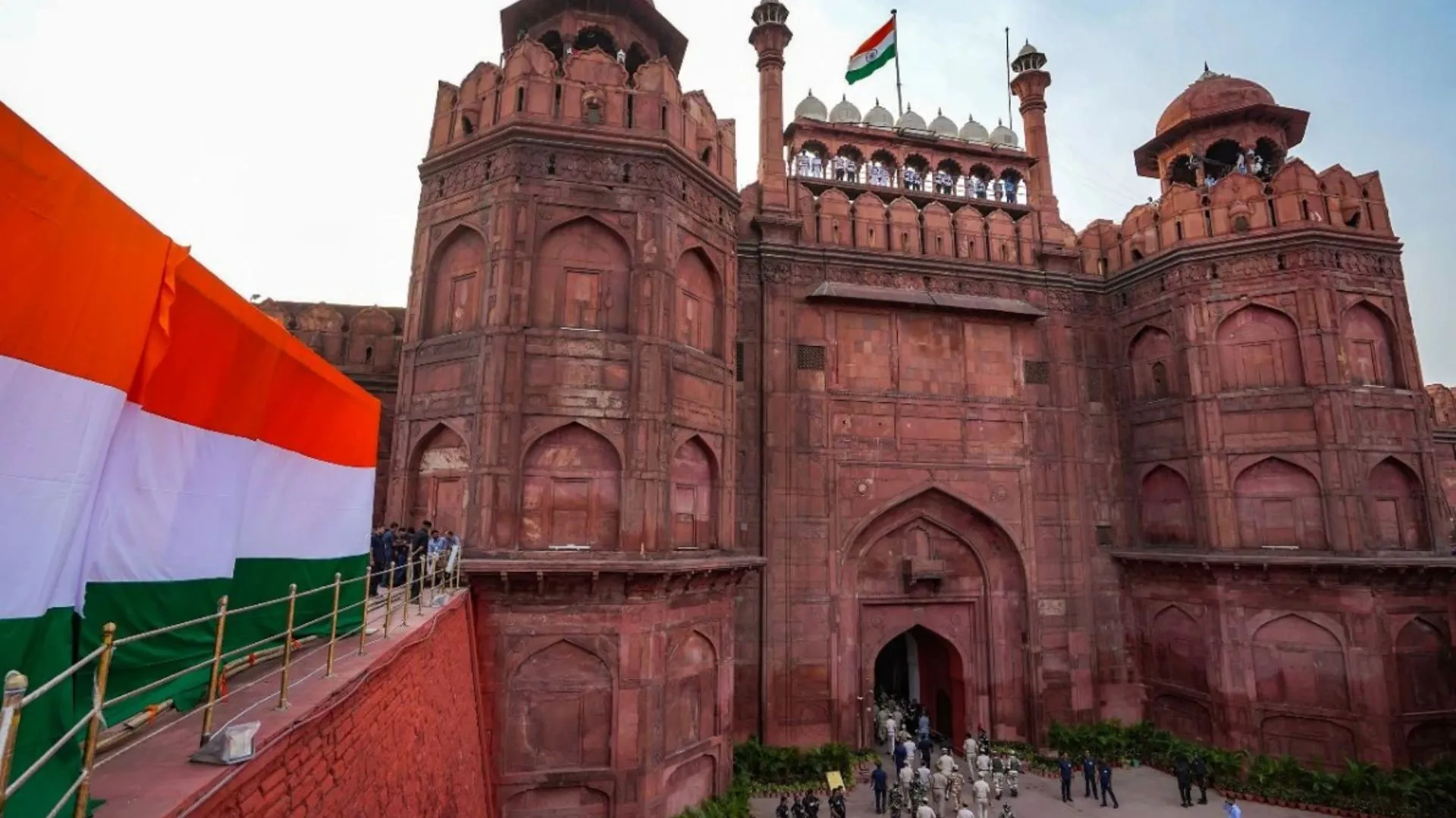 स्वतंत्रता दिवस पर लाल किले के कार्यक्रम में विशेष अतिथि होंगी पंचायतों की 400 महिला प्रतिनिधि