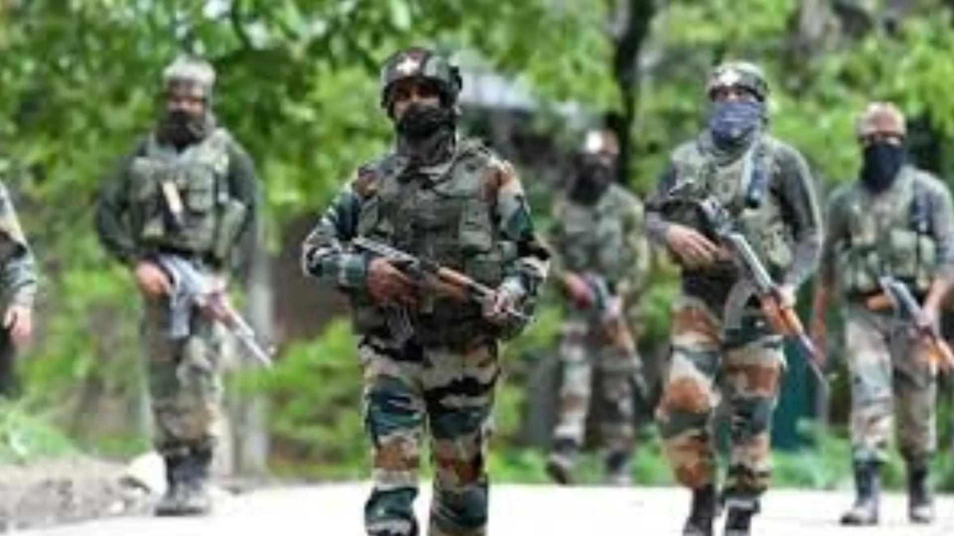 जम्मू-कश्मीर: डोडा में सुरक्षाबलों और आतंकियों के बीच मुठभेड़, सेना का एक कैप्टन शहीद