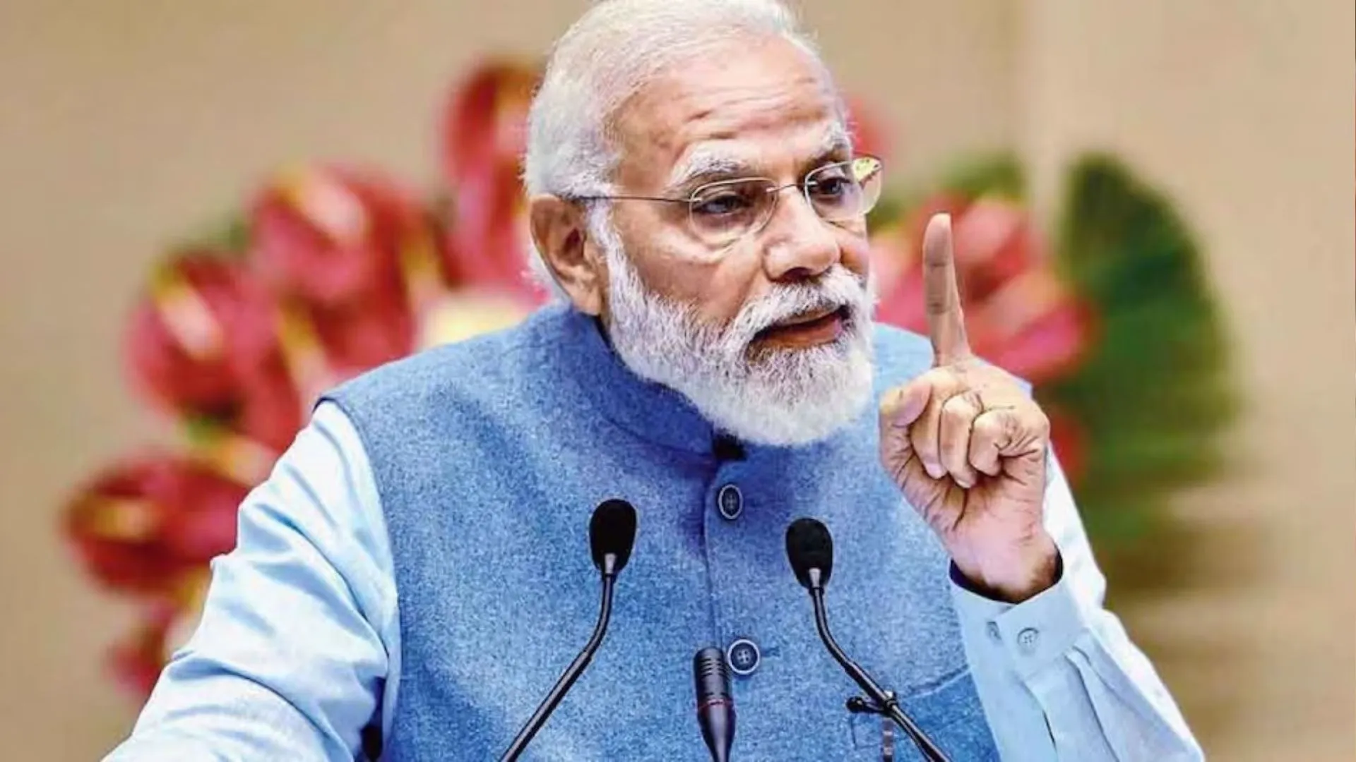 सरकारी कर्मचारियों को मोदी सरकार की सौगात, UPS को दी मंजूरी...आखिरी सैलरी का 50% मिलेगी पेंशन 