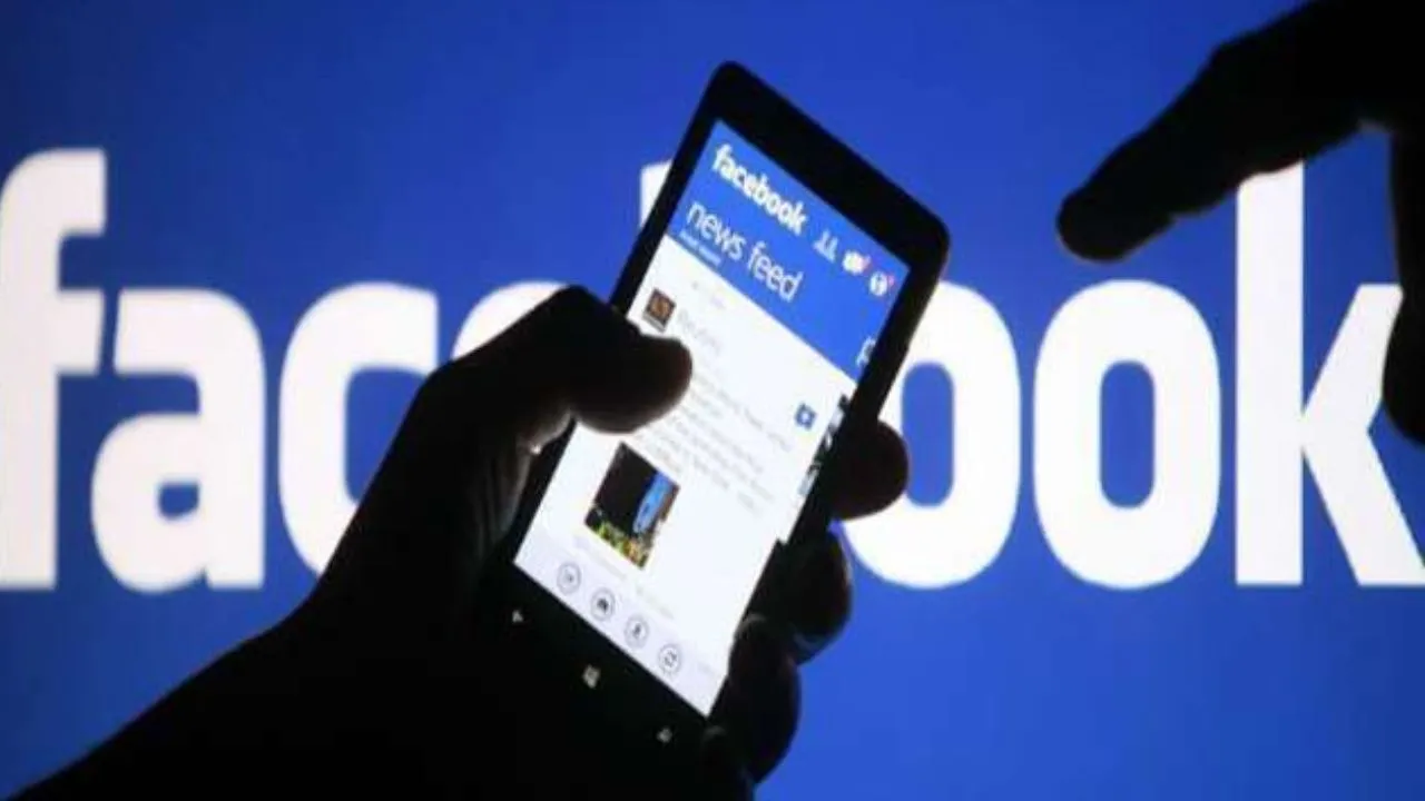 हैलो पहचान नहीं रहे हो! मैं उन्नाव DM गौरांग राठी बोल रहा हूं...हैकर ने फर्जी FB आईडी से परिवार का पूछा हालचाल