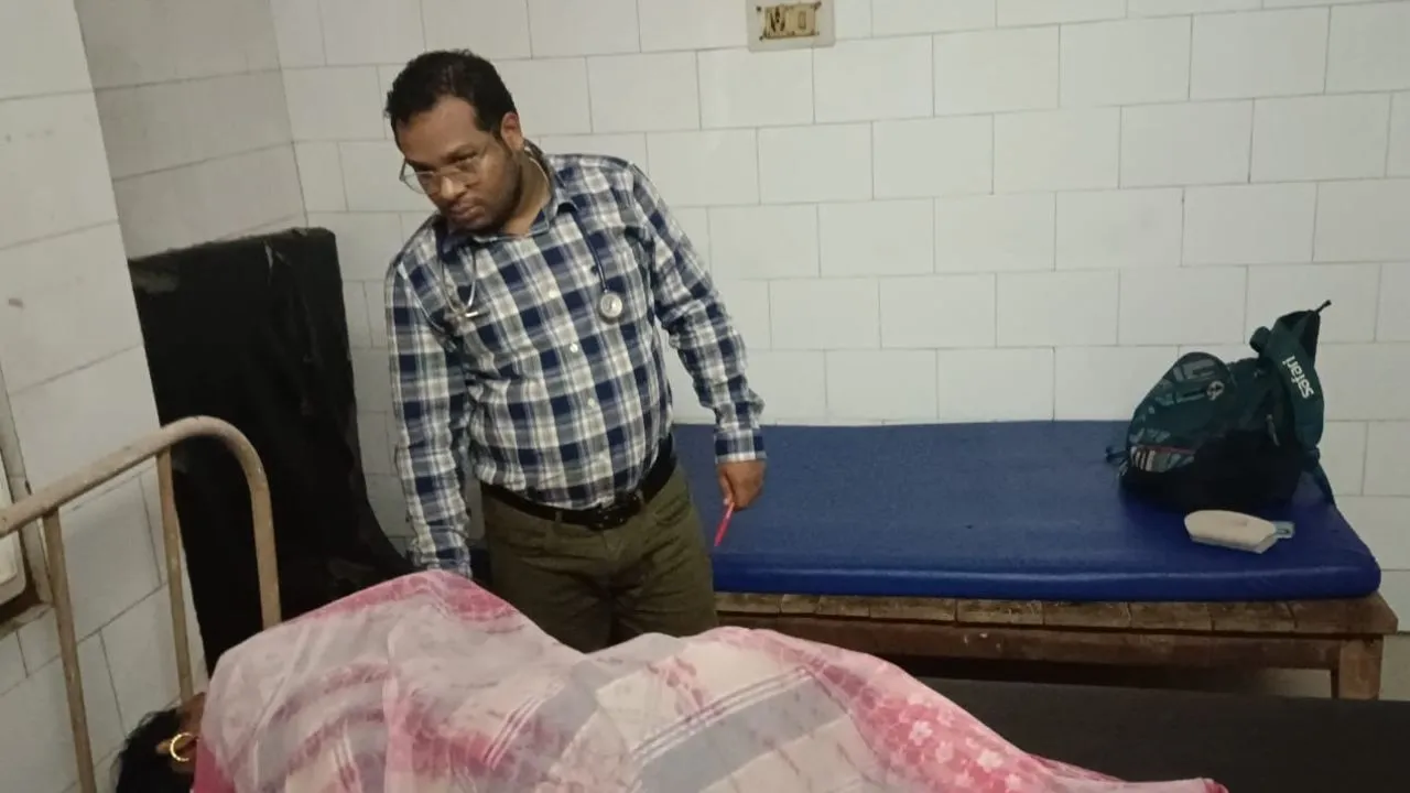 Farrukhabad News: देवर ने खौलती चाय से भरा भगौना भाभी पर उड़ेला...अक्सर इस बात को लेकर होता विवाद