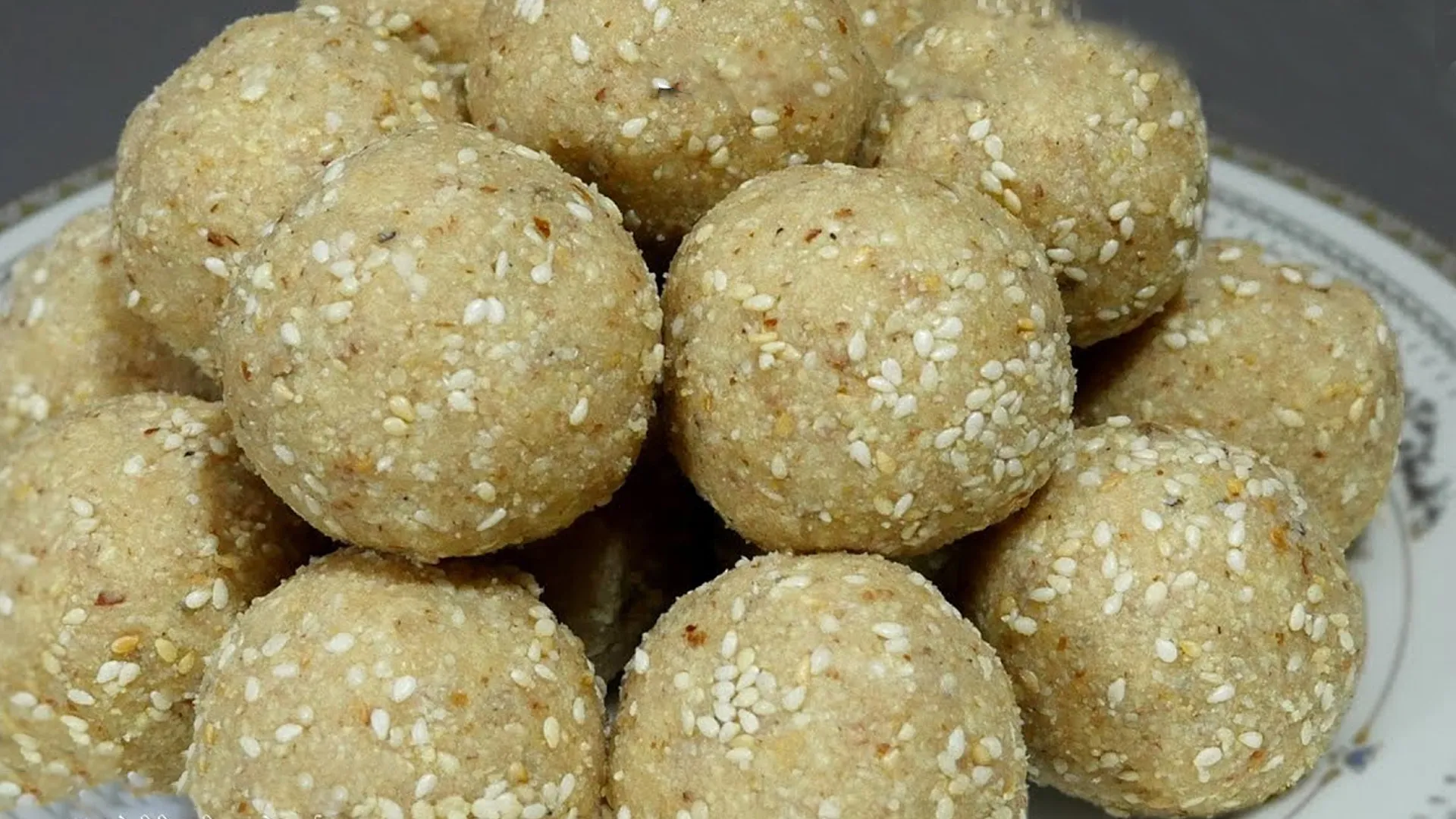 बरेली : छात्रो को मिलेंगे गुड़, तिल और मूंगफली के लड्डू