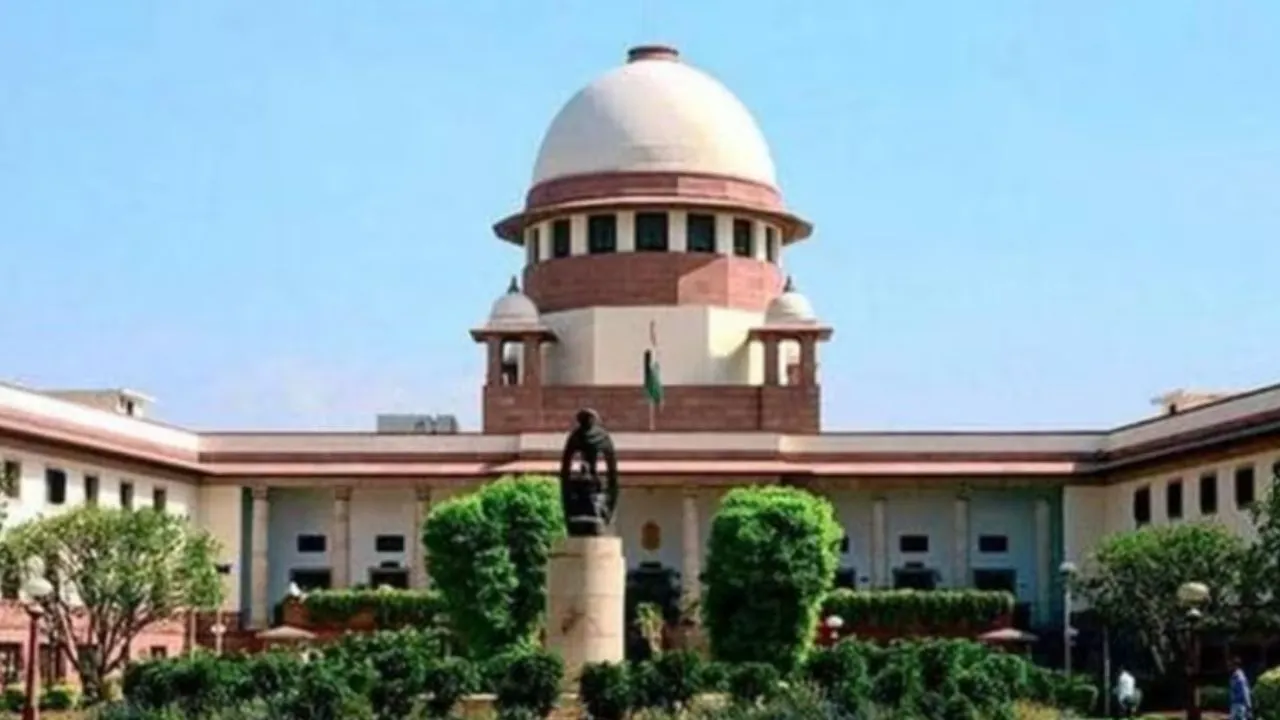 सुप्रीम कोर्ट ने दिल्ली में पेड़ों की गणना का दिया आदेश, CEC की मंजूरी के बिना नहीं काटे जाएंगे पेड़ 