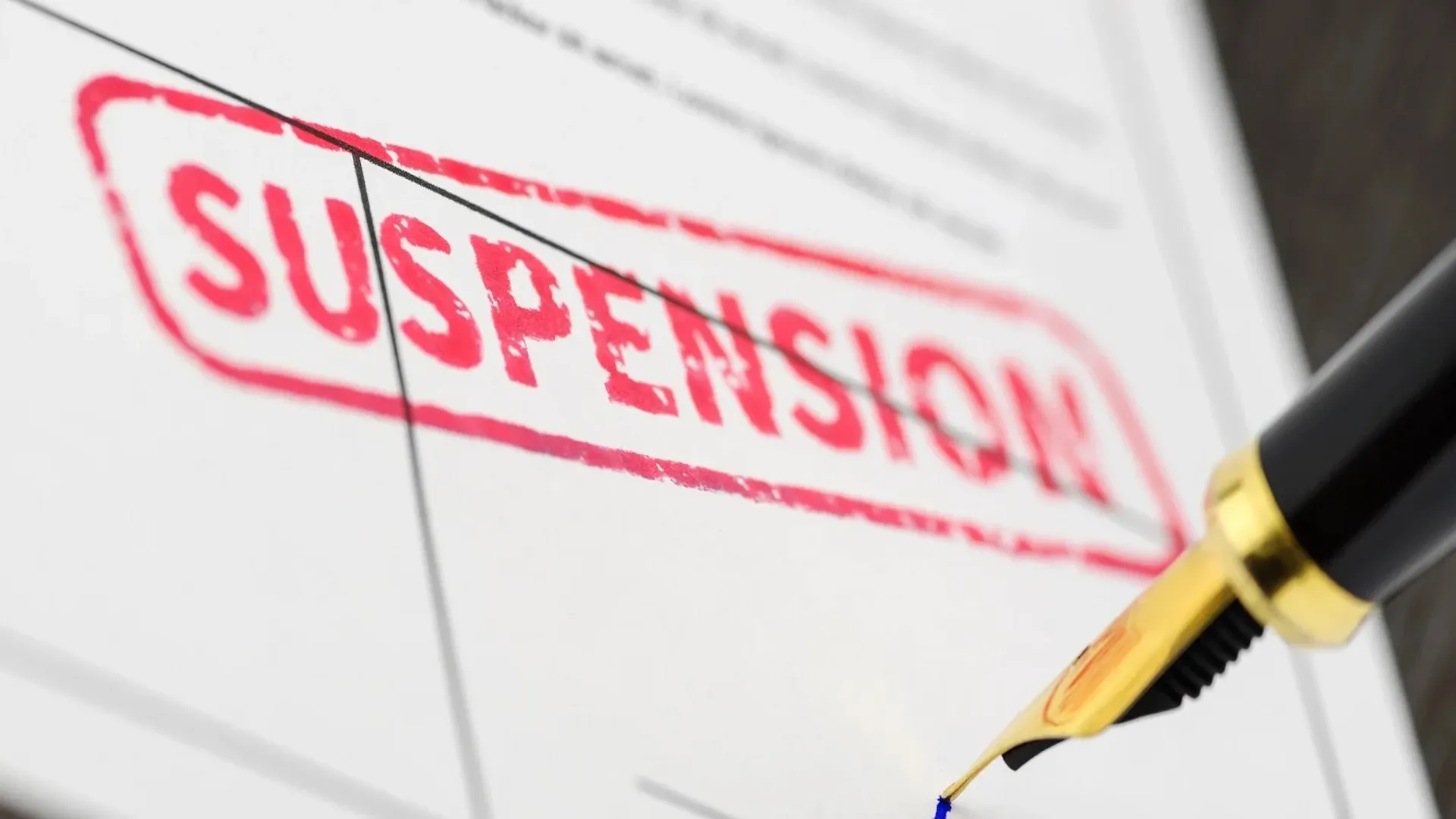 बरेली: मुंह को लग गया था मुफ्त का वेतन, गैर हाजिर चल रहा ये अधिकारी निलंबित 