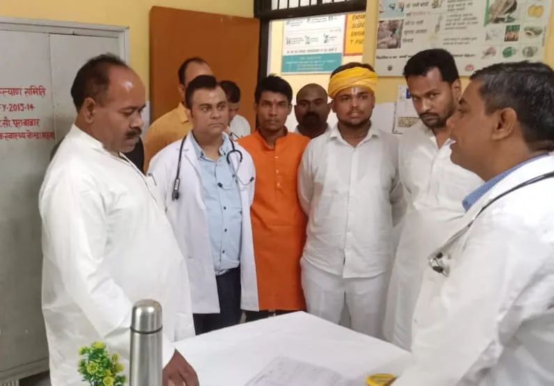 अयोध्या: दर्जा प्राप्त राज्यमंत्री ने बारीकी से देखा विकास का सच, मरीजों से बात कर ली सुविधाओं की जानकारी
