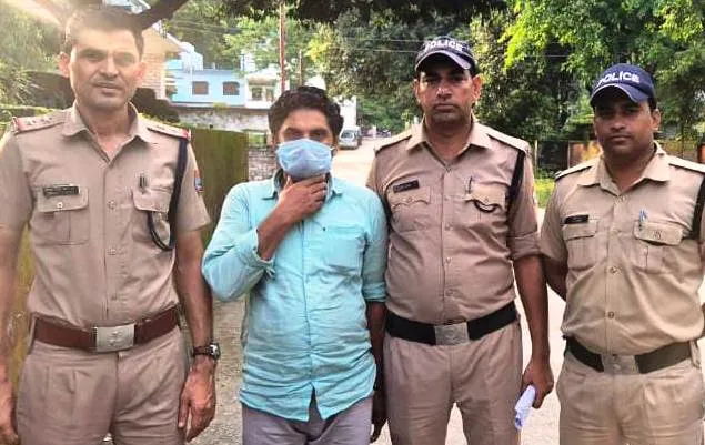 हल्द्वानी: विदेश भेजने के नाम पर ठगी करने वाला दिल्ली एयरपोर्ट से गिरफ्तार