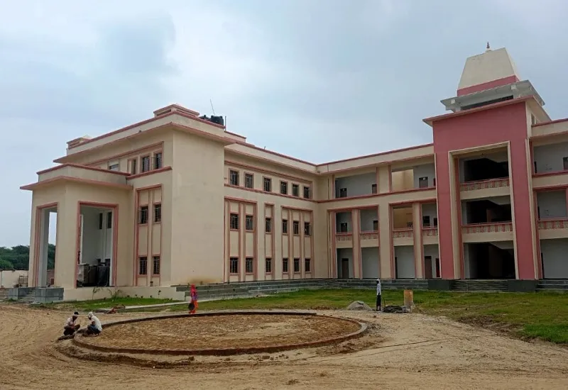 मुरादाबाद में बना श्रमिकों के बच्चों के लिए मंडल का पहला अटल आवासीय विद्यालय