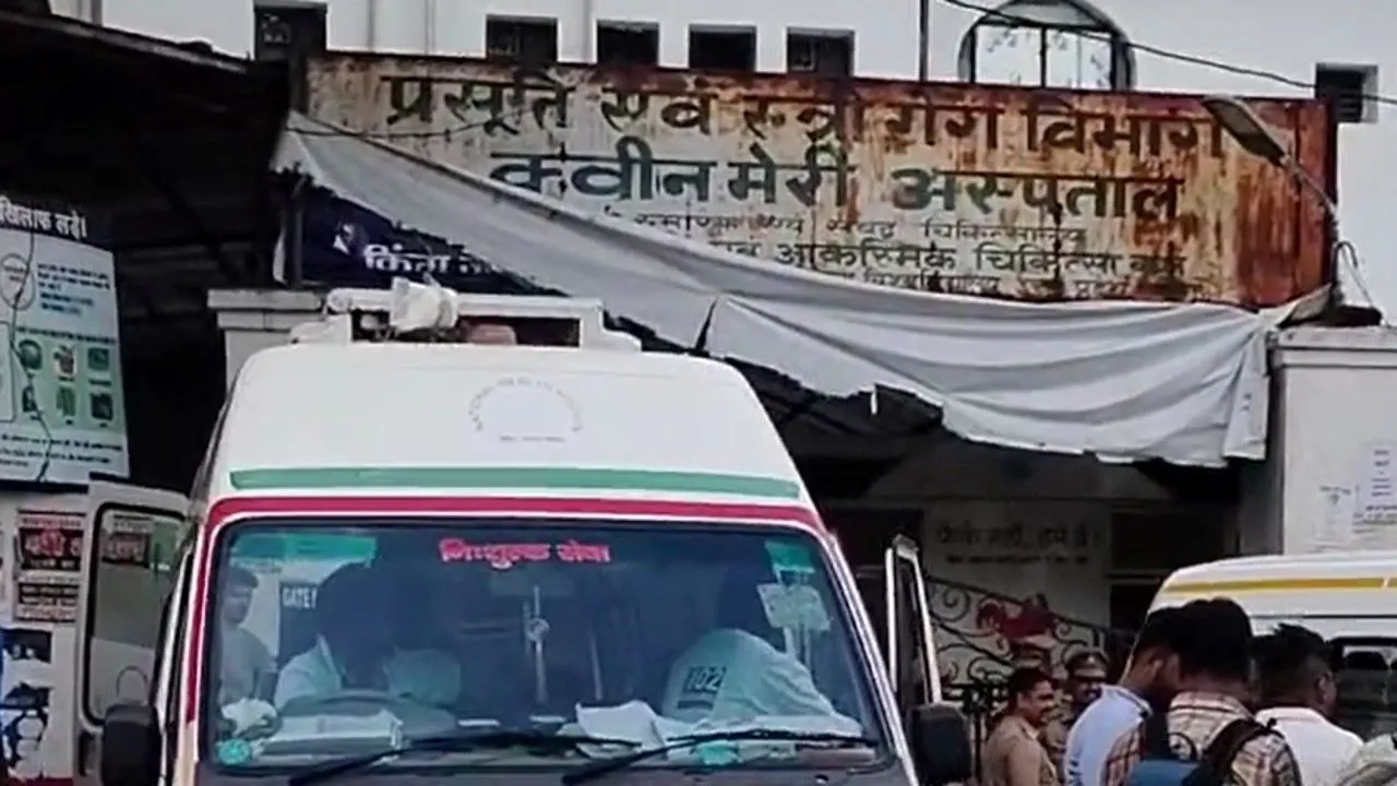  लखनऊ:  केजीएमयू पहुंची अयोध्या की दुष्कर्म पीड़िता बच्ची, बेहतर इलाज के लिए सरकार ने उठाया अहम कदम