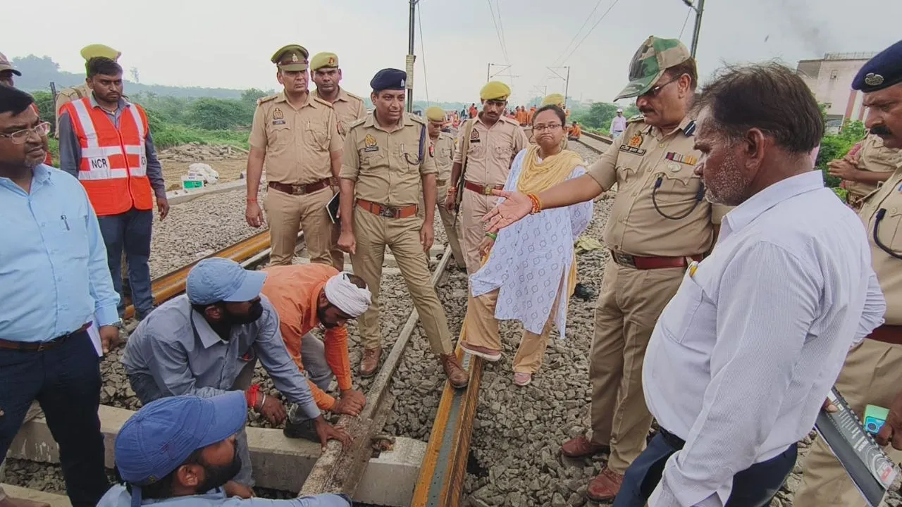 Kanpur: रेल हादसा: लखनऊ से पहुंची फोरेंसिक टीम, घटनास्थल पर किया सीन रिक्रिएट, IB, ATS व SIT टीम ने भी की जांच 