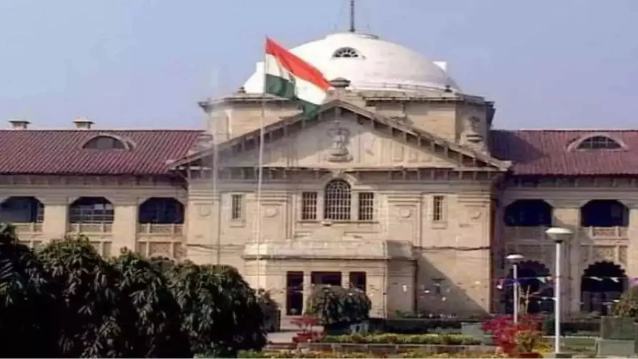प्रयागराज : प्रधानमंत्री उज्ज्वला योजना के तहत गैस कनेक्शन उपलब्ध कराने में हो रही धांधली पर लगाई फटकार