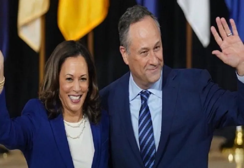 US Elections 2024 : डगलस एमहॉफ ने कहा- कमला हैरिस महान राष्ट्रपति बनेंगी, सभी को उन पर गर्व होगा  