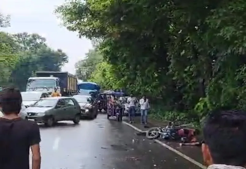 मुरादाबाद : बाइकों की भिड़ंत में घायल हुए एक और युवक ने इलाज के दौरान तोड़ा दम, परिवार में मचा कोहराम
