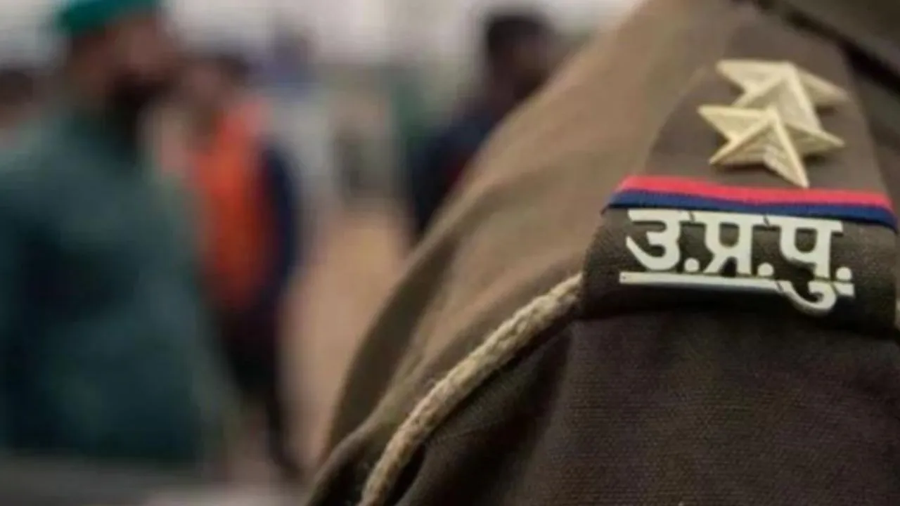 Unnao: अभय हत्याकांड में लापरवाही बरतने पर पुलिसकर्मियों पर गिरी गाज, इंस्पेक्टर समेत इतने पुलिसकर्मी निलंबित... 