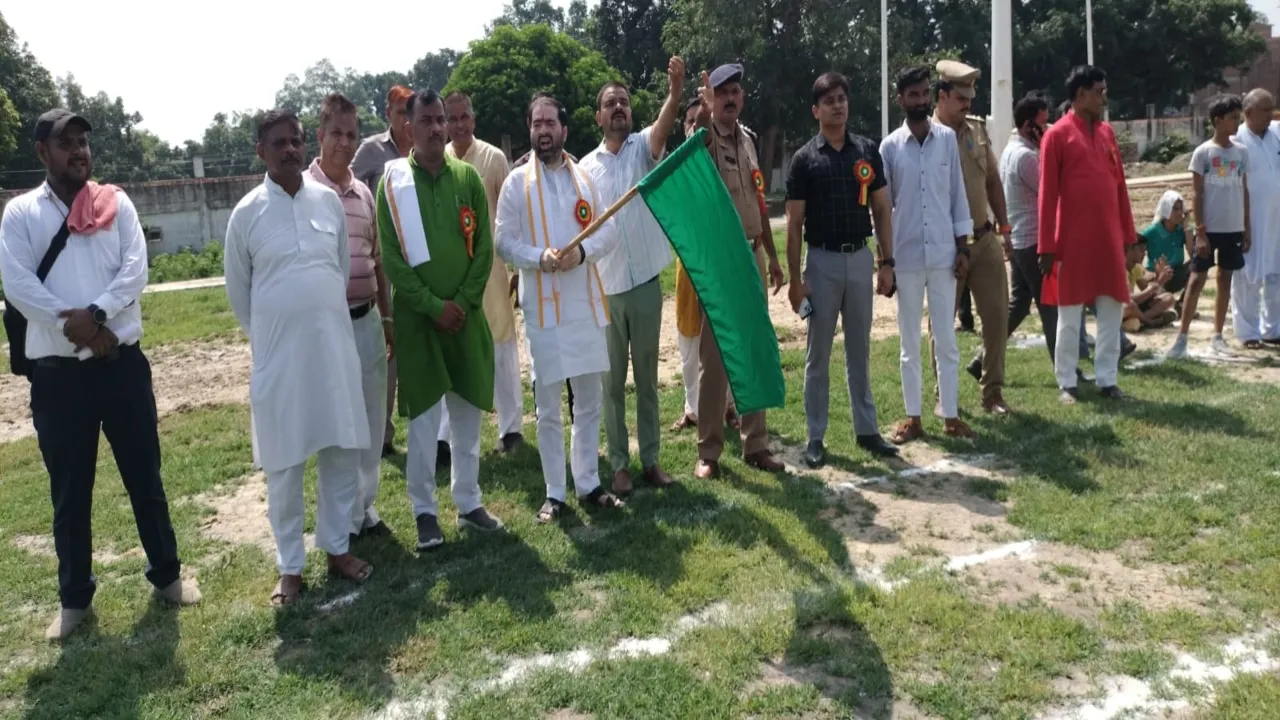 बाराबंकी : गोला फेंक में मुस्कान तो 100 मीटर दौड़ में नीरज प्रथम