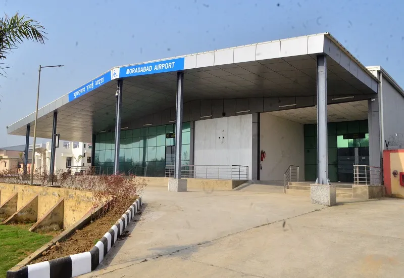 Moradabad News : मूंढापांडे हवाई अड्डे से विमानों की उड़ान को अभी करना पड़ेगा इंतजार