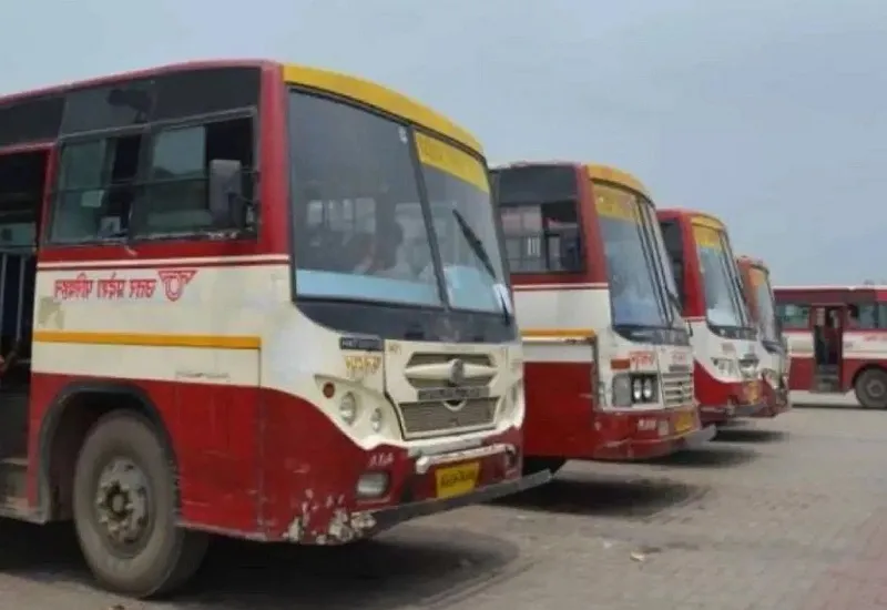 मुरादाबाद : सड़कों पर दौड़ रहीं अनफिट बसों का पंजीकरण होगा निलंबित, वाहनों के खिलाफ चेकिंग अभियान शुरू