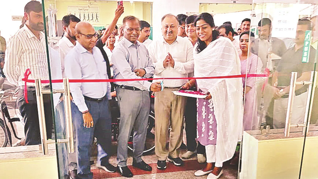 पुनर्वास विश्वविद्यालयः 900 शिक्षक और विद्यार्थियों का हुआ नेत्र और स्वास्थ्य परीक्षण