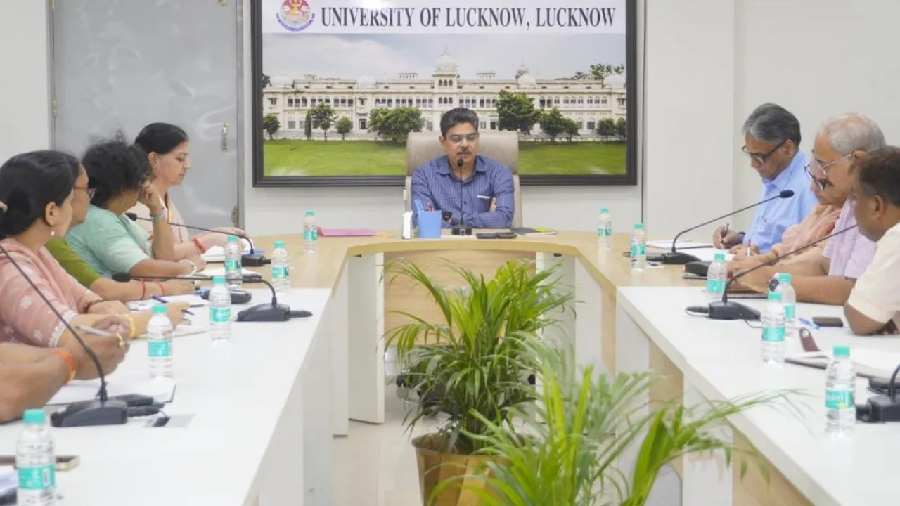 लखनऊ विश्वविद्यालयः 67वें दीक्षांत समारोह  16 सितंबर को , समीक्षा बैठक में लिए गए कई निर्णय 