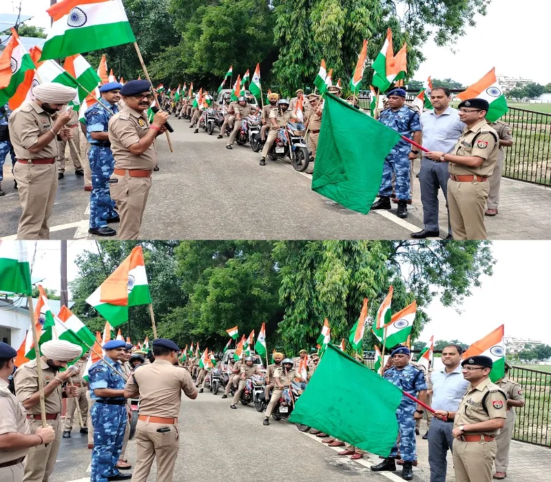 मुरादाबाद : स्वतंत्रता दिवस को लेकर पुलिस कर्मियों में खास उत्साह, DM-SSP ने तिरंगा यात्रा को दिखाई हरी झंडी
