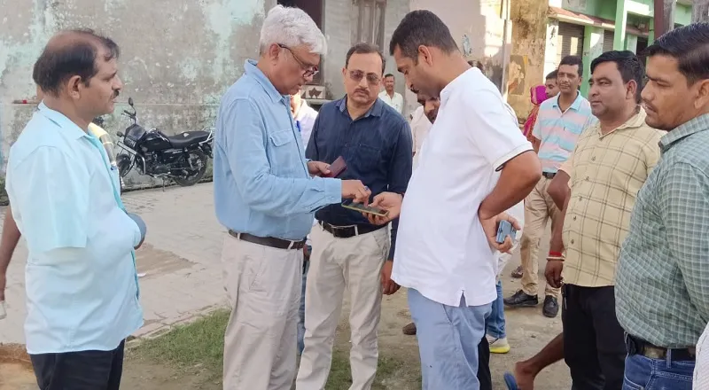 रामपुर : डेंगू और चिकनगुनिया के आधा दर्जन से अधिक मिले मरीज, स्वास्थ्य विभाग की टीम ने किया निरीक्षण 