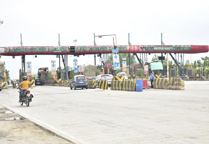 मुरादाबाद : एनएचएआई की 24 घंटे निगरानी में टोल प्लाजा, लगे हैं 45 कैमरे