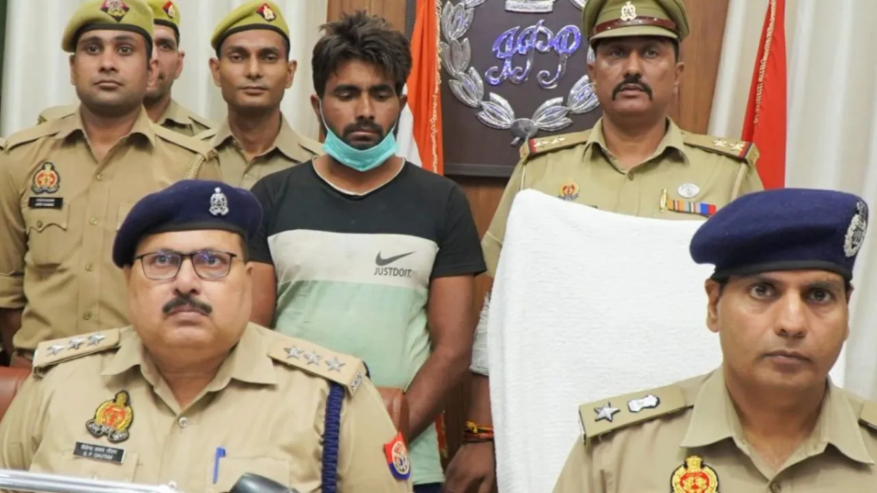 Etawah: बदमाशों की पुलिस से मुठभेड़; जवाबी फायरिंग में शातिर को लगी गोली, गिरफ्तार, साथी फरार