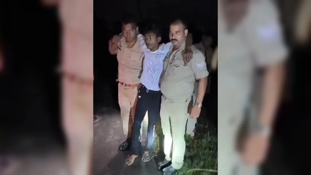 Etawah: पुलिस की लुटेरों से मुठभेड़...दो गिरफ्तार, एक सिपाही व एक लुटेरा घायल, आंखों पर मिर्ची पाउडर फेंककर लूट ले गए थे ऑटो