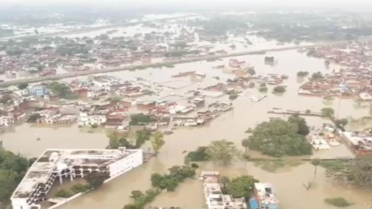 भारी बारिश का अलर्ट, कहीं आपात स्थिति की माकड्रिल तो नहीं?