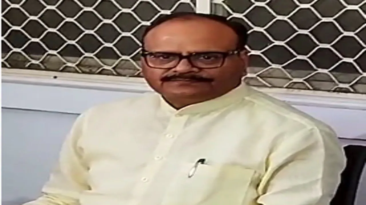 डिप्टी सीएम ब्रजेश पाठक ने सपा पर साधा निशाना, कहा- लूट पर अखिलेश यादव क्या जारी करेंगे श्वेत पत्र