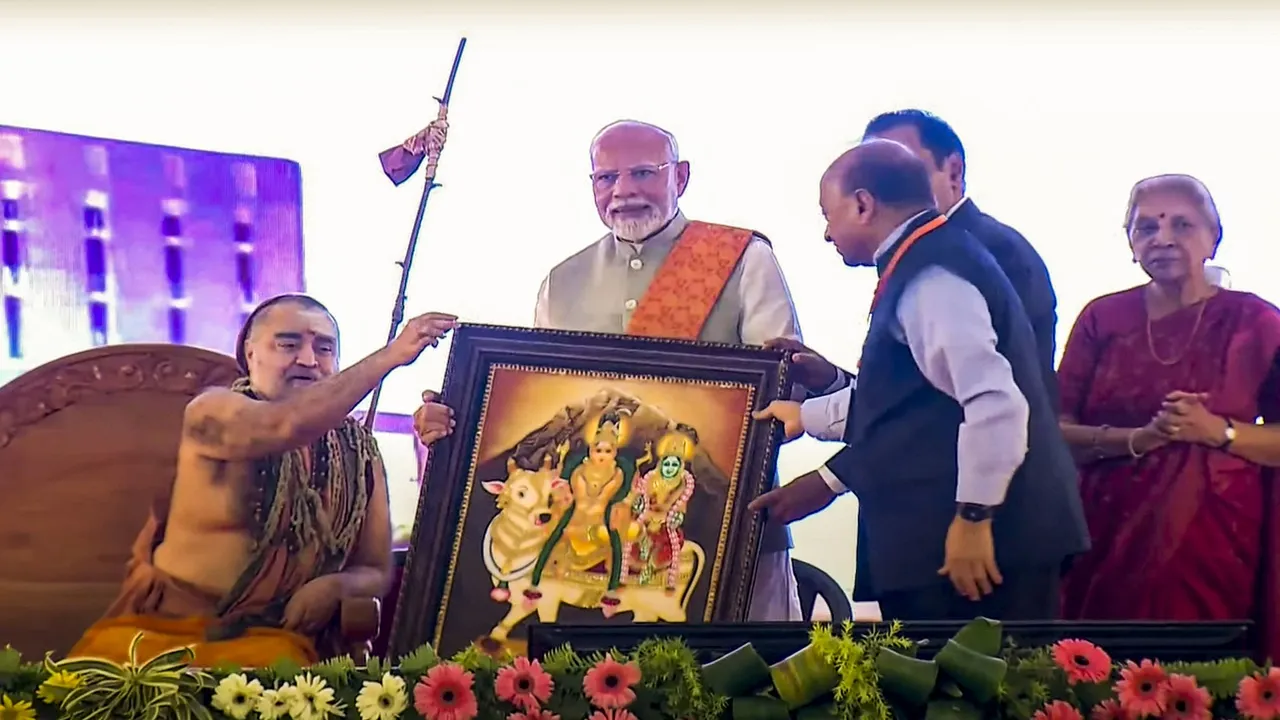 प्रधानमंत्री मोदी बोले- आरजे शंकरा नेत्र चिकित्सालय आध्यात्मिकता और आधुनिकता का संगम 