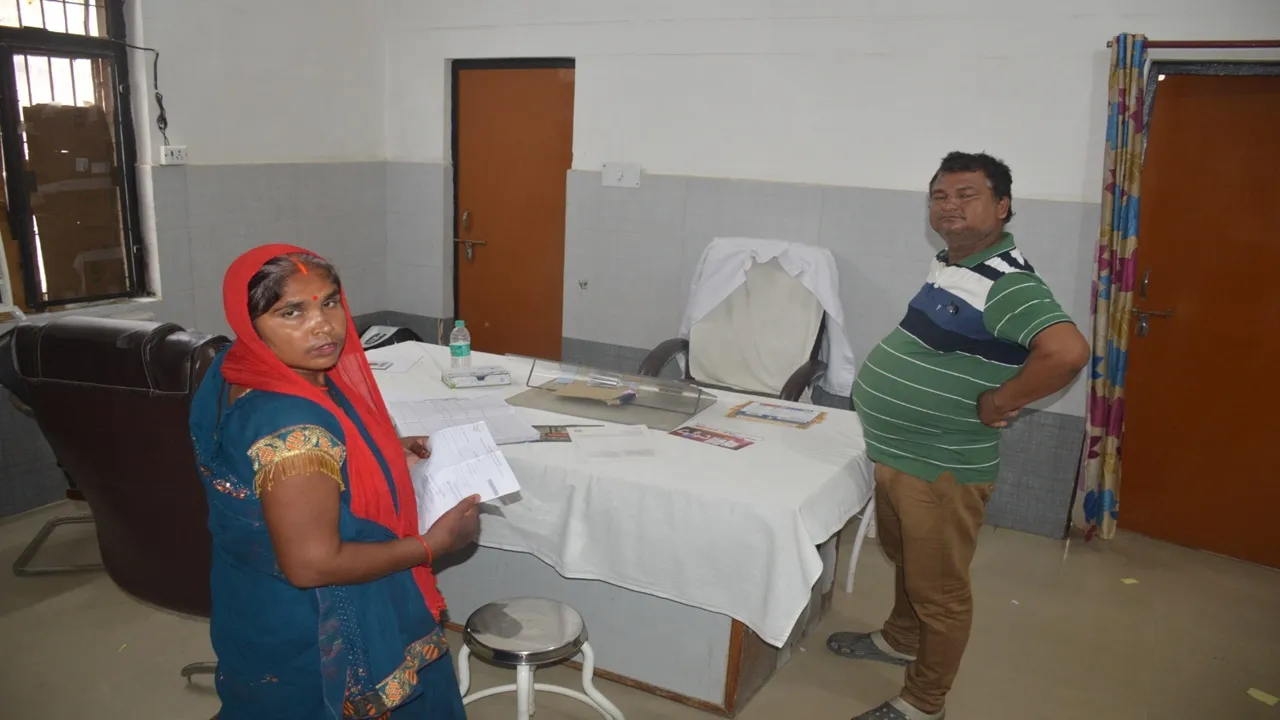 अयोध्या: फिर ठप हुई जनरल सर्जरी, ओपीडी में भी खाली रही चिकित्सक की कुर्सी, आर्थो सर्जन ने की रश्म अदायमी 